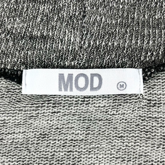MOD Boutique Knit Grey Lace Trim Cardigan Sweater - Picture 4 of 6